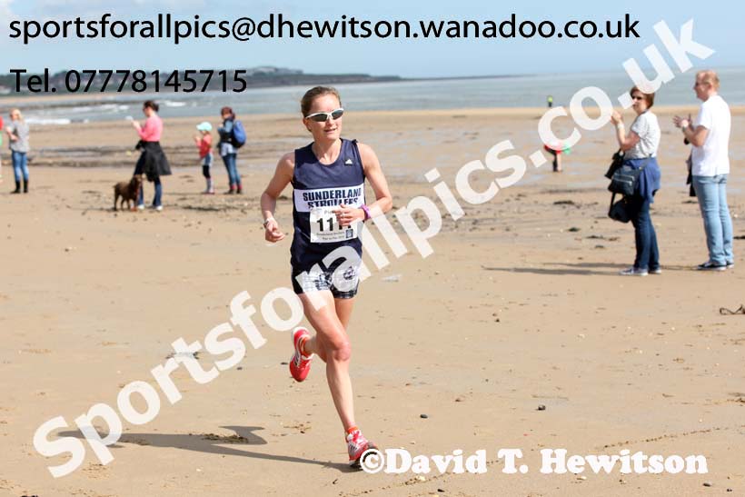 Pier to Pier Race, South Shields to Roker, Sunderland. Photo: David T. Hewitson/Sports for All Pics